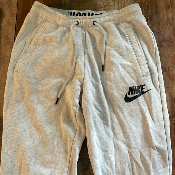 Nike Pants - Nike sweatpants